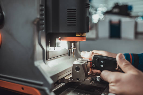 car key cutting service in dubai